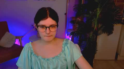 Yumi online show from March 5, 2026, 2:24 pm