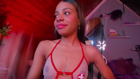 Snapshot of yumi_hanna chatting on December 4, 2025, 2:43 am yumi_hanna online show from December 4, 2025, 2:43 am