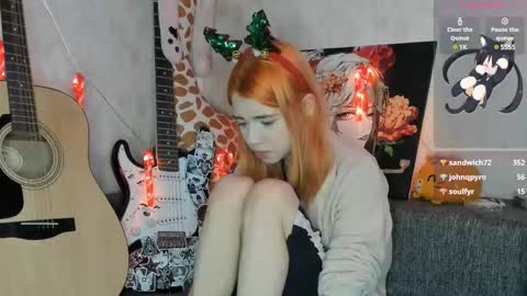 Snapshot of yumiko_uwu chatting on December 24, 2024, 12:33 pm Yumeko online show from December 24, 2024, 12:33 pm