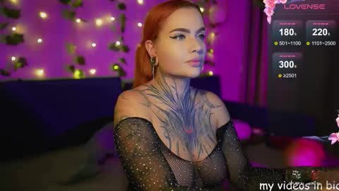 Snapshot of yummy__peach chatting on October 24, 2025, 2:08 am Catherine online show from October 24, 2025, 2:08 am