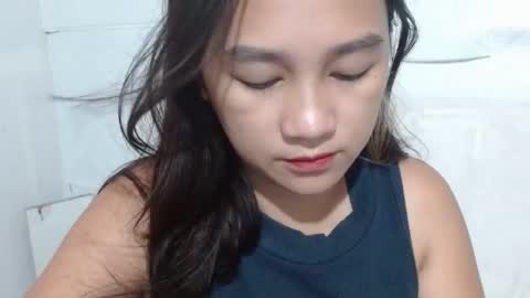 yummy_ass4u online show from June 22, 2026, 2:35 am