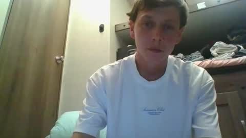 Snapshot of yummy_bootyy chatting on November 14, 2025, 10:51 pm yummy_bootyy online show from November 14, 2025, 10:51 pm