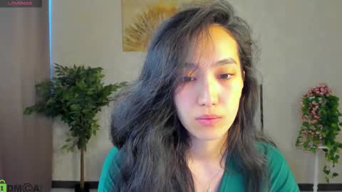 Cindey online show from March 19, 2026, 4:05 am