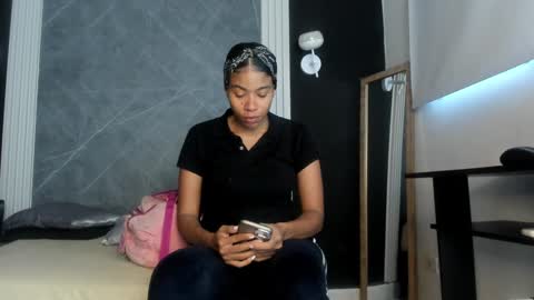 Yummyduo online show from January 17, 2025, 11:49 am