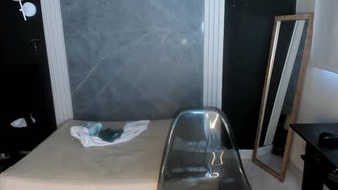 Yummyduo online show from February 18, 2025, 12:17 pm