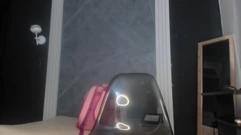 Yummyduo online show from February 24, 2025, 5:20 pm