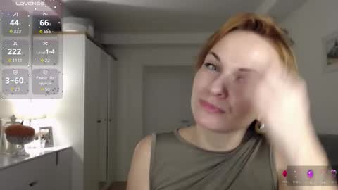 Lillya online show from November 8, 2025, 2:28 pm