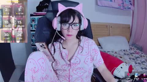 Snapshot of yuna_pink666 chatting on October 22, 2025, 3:40 am yuna_pink666 online show from October 22, 2025, 3:40 am