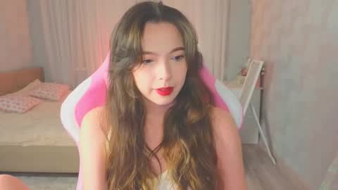 Snapshot of yuna_sunshy chatting on October 9, 2025, 12:08 am Yuna online show from October 9, 2025, 12:08 am