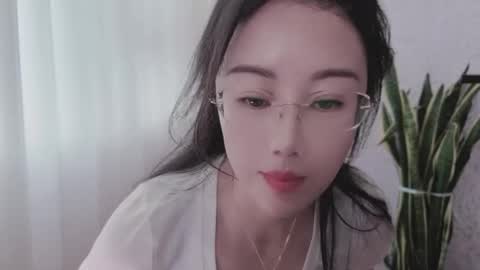 Snapshot of yuner0715 chatting on September 16, 2025, 3:29 am YunEr online show from September 16, 2025, 3:29 am