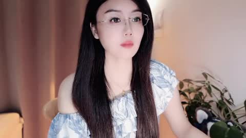Snapshot of yuner0715 chatting on April 9, 2026, 3:28 am YunEr online show from April 9, 2026, 3:28 am