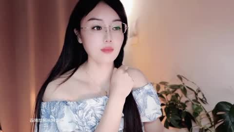 Snapshot of yuner0715 chatting on April 9, 2026, 6:19 am YunEr online show from April 9, 2026, 6:19 am
