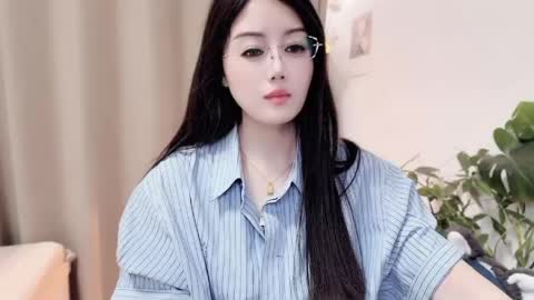 Snapshot of yuner0715 chatting on April 13, 2026, 1:49 pm YunEr online show from April 13, 2026, 1:49 pm