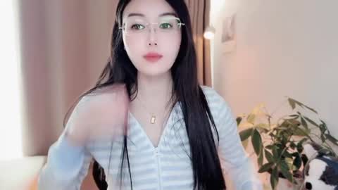 Snapshot of yuner0715 chatting on April 23, 2026, 3:52 am YunEr online show from April 23, 2026, 3:52 am