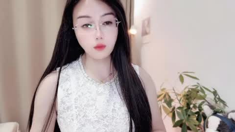 Snapshot of yuner0715 chatting on April 23, 2026, 1:02 pm YunEr online show from April 23, 2026, 1:02 pm