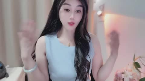Snapshot of yuner0715 chatting on May 8, 2026, 3:06 pm YunEr online show from May 8, 2026, 3:06 pm