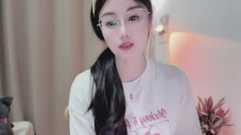 Snapshot of yuner0715 chatting on May 9, 2026, 3:28 pm YunEr online show from May 9, 2026, 3:28 pm