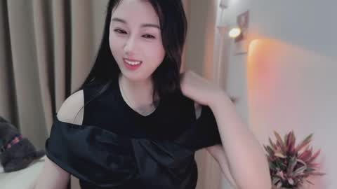 Snapshot of yuner0715 chatting on May 11, 2026, 2:45 pm YunEr online show from May 11, 2026, 2:45 pm