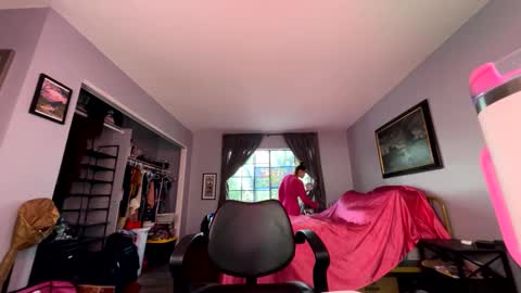 BbyTSSLut online show from September 24, 2025, 1:20 am