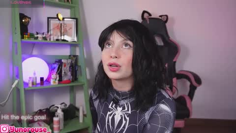 yunorose_ online show from October 28, 2025, 3:21 am