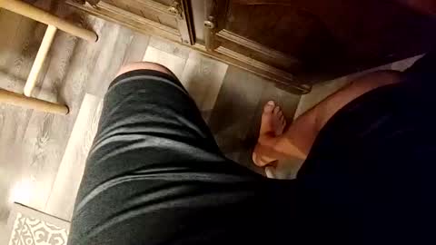 yupthatshim online show from November 1, 2025, 7:21 am