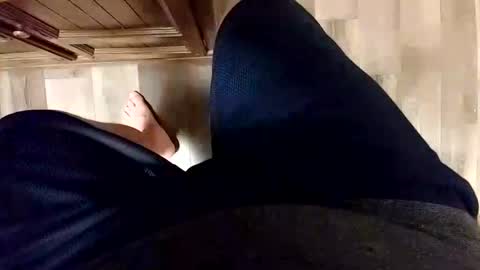 yupthatshim online show from November 18, 2025, 7:46 am