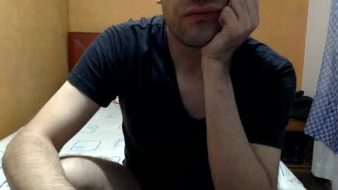 Snapshot of yuquiao chatting on January 8, 2025, 1:32 am yuquiao online show from January 8, 2025, 1:32 am