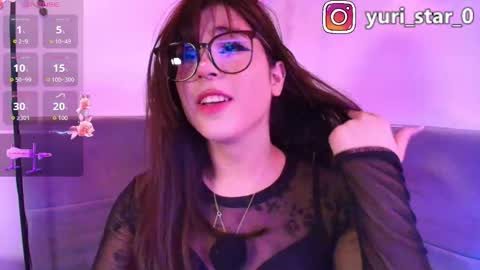 Yuri Stars online show from November 28, 2025, 2:14 am