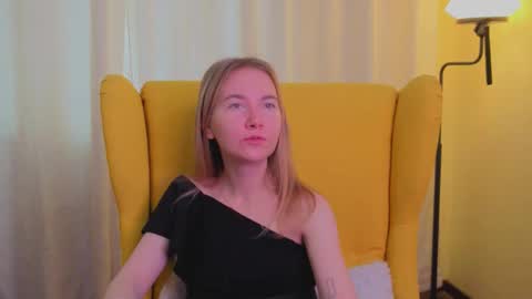 Snapshot of yuricazel chatting on March 26, 2026, 7:36 am Alesia online show from March 26, 2026, 7:36 am