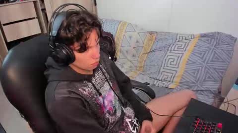 Snapshot of yurii_moody chatting on February 13, 2026, 7:21 pm yurii_moody online show from February 13, 2026, 7:21 pm