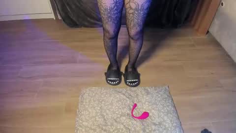 Hi My name Yuriko online show from March 4, 2025, 3:15 pm