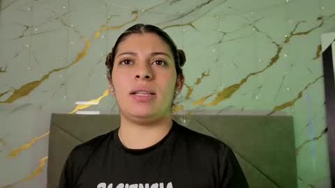 Snapshot of yutori_ chatting on March 1, 2026, 2:35 am Yutori online show from March 1, 2026, 2:35 am