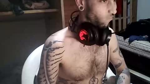 Snapshot of yuumis chatting on October 15, 2025, 8:14 am Yuumi online show from October 15, 2025, 8:14 am