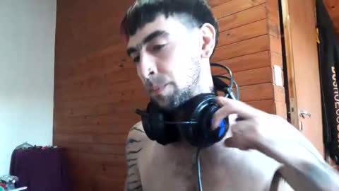 Snapshot of yuumis chatting on February 9, 2026, 11:09 pm Yuumi online show from February 9, 2026, 11:09 pm