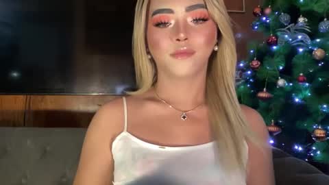 Miss Cali online show from December 9, 2024, 5:19 pm