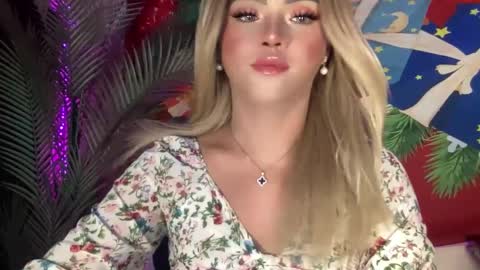 Miss Cali online show from December 27, 2024, 10:37 pm