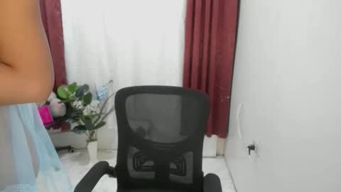 Yvonne online show from October 23, 2025, 1:49 am