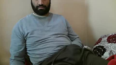 Snapshot of yxxtxxdentyk chatting on November 18, 2025, 5:45 am Bi BearXXX online show from November 18, 2025, 5:45 am