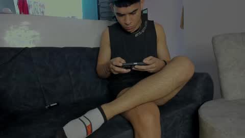 zac online show from February 5, 2025, 8:04 pm