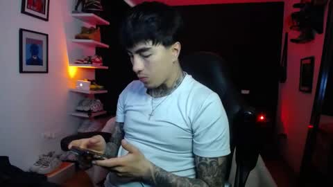 zac_muller1 online show from October 8, 2025, 1:53 pm