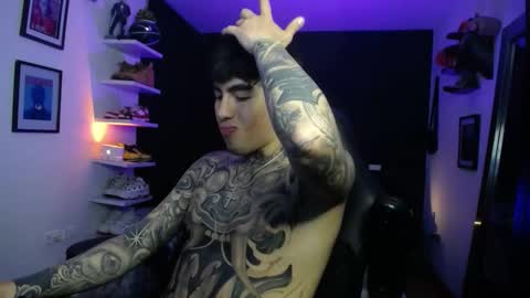 zac_muller1 online show from October 19, 2025, 2:01 am