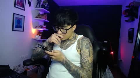 zac_muller1 online show from November 16, 2025, 3:34 am