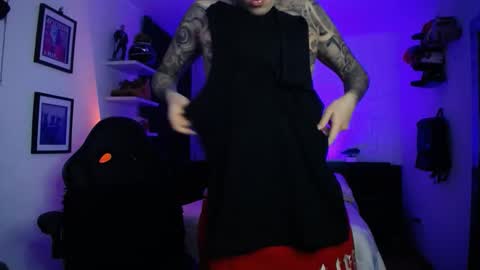 zac_muller1 online show from March 16, 2026, 4:07 am