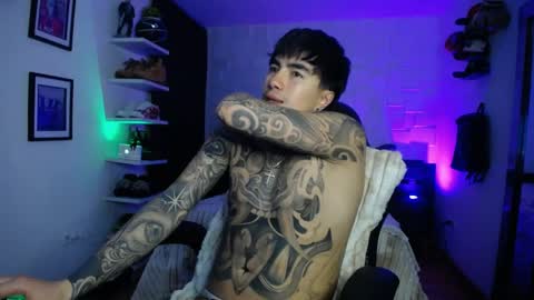 zac_muller1 online show from April 12, 2026, 8:41 am