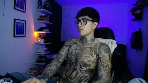 zac_muller1 online show from May 16, 2026, 10:36 am