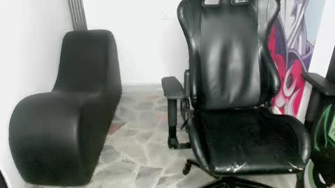 Snapshot of zacariass_ chatting on December 28, 2024, 8:48 am ZACARIAS online show from December 28, 2024, 8:48 am