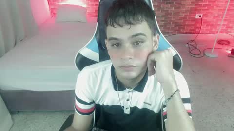 Snapshot of zacariass_ chatting on September 20, 2025, 7:31 am ZACARIAS online show from September 20, 2025, 7:31 am
