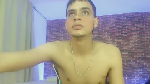 Snapshot of zacariass_ chatting on September 24, 2025, 5:11 am ZACARIAS online show from September 24, 2025, 5:11 am