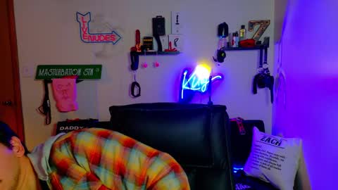 Zach Rhyder online show from November 13, 2025, 2:21 am