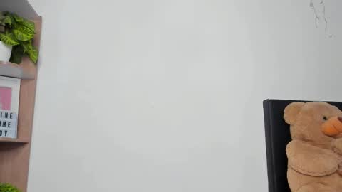 zack online show from October 25, 2025, 4:02 pm